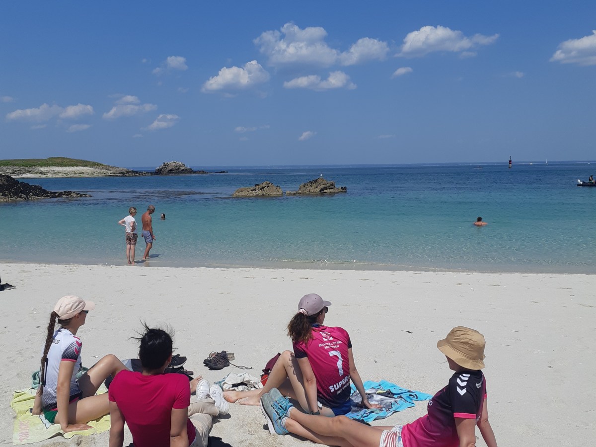 Une Journée de Cohésion d&rsquo;Entreprise aux Îles Glénan : Évasion, Détente et Esprit&nbsp;d&rsquo;Équipe